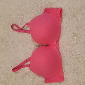 VS Pink Push-Up Bra